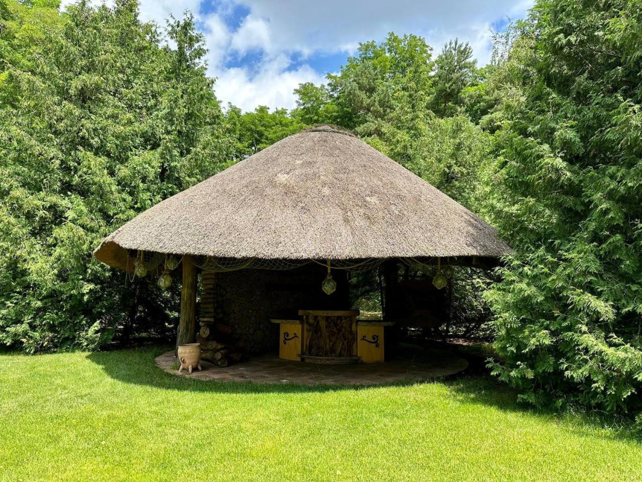 Secret Resort Club Pereyaslav-Khmelʼnytsʼkyy Kültér fotó